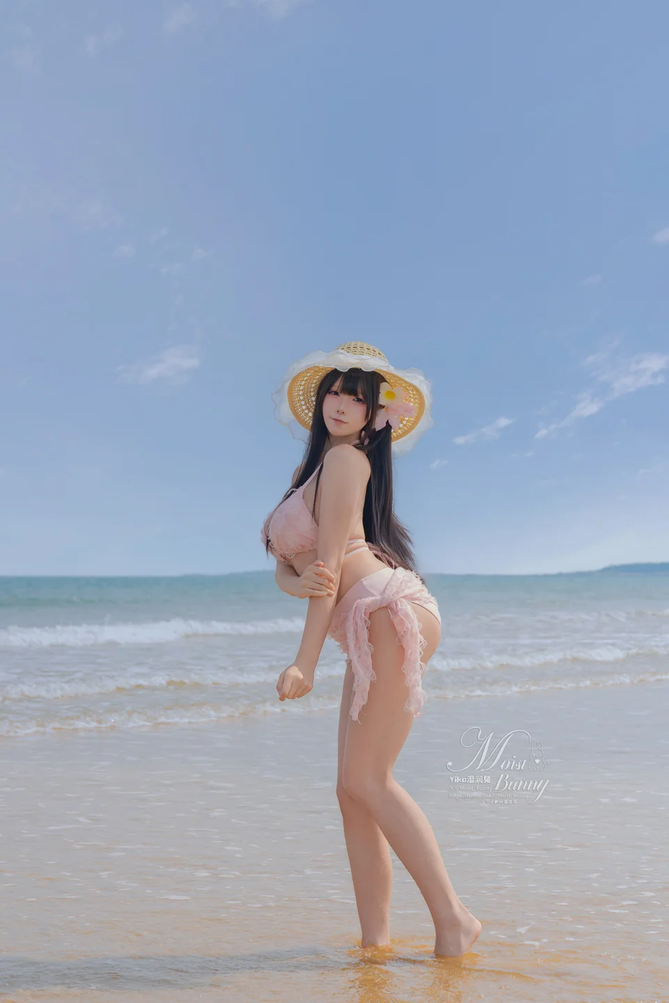 咬一口兔娘（Yiko湿润兔）_25年7月订阅作品『粉红假日』97P,3V_2_12GB